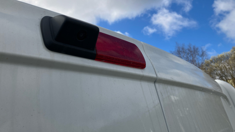 Renault Trafic Swb Diesel SL30 Blue dCi 150 Extra [Safety] Van